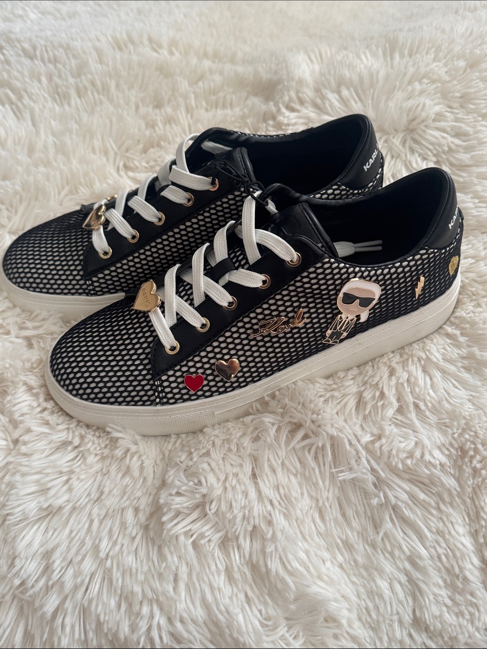 Karl Lagerfeld Cate Pin Logo Low Top Sneaker